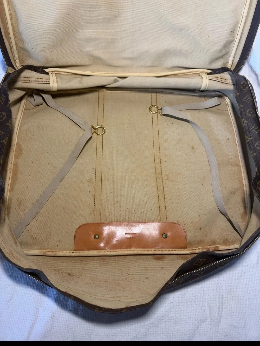 Louis Vuitton iconic louis